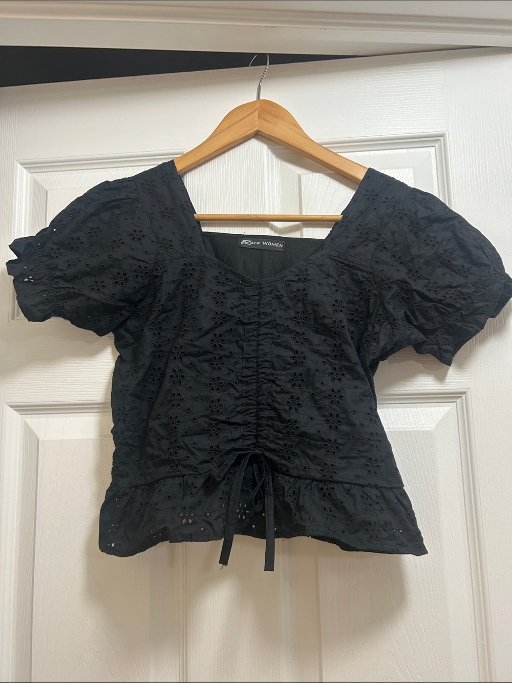 Zara Black Eyelet Ruched Puff Sleeve Blouse